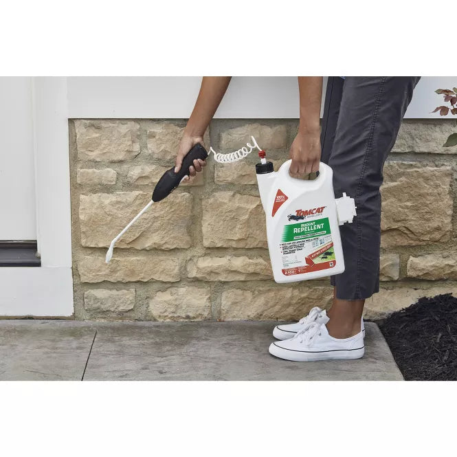 Tomcat Rodent Repellent Ready To Use With Wand - 1gal: Safe for Kids & Pets, Deters Rats