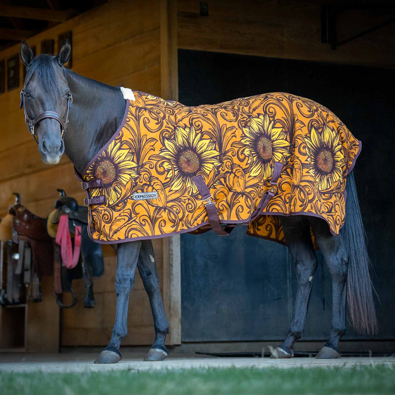 Expression Standard Neck Fleece Horse Cooler