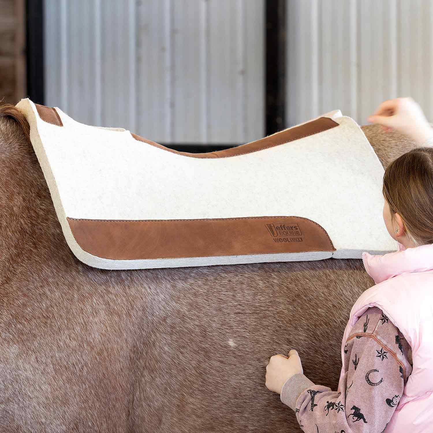 WoolLuxe 100% Wool Equine Saddle Pad – Cushioned, Breathable, and Shock-Absorbing