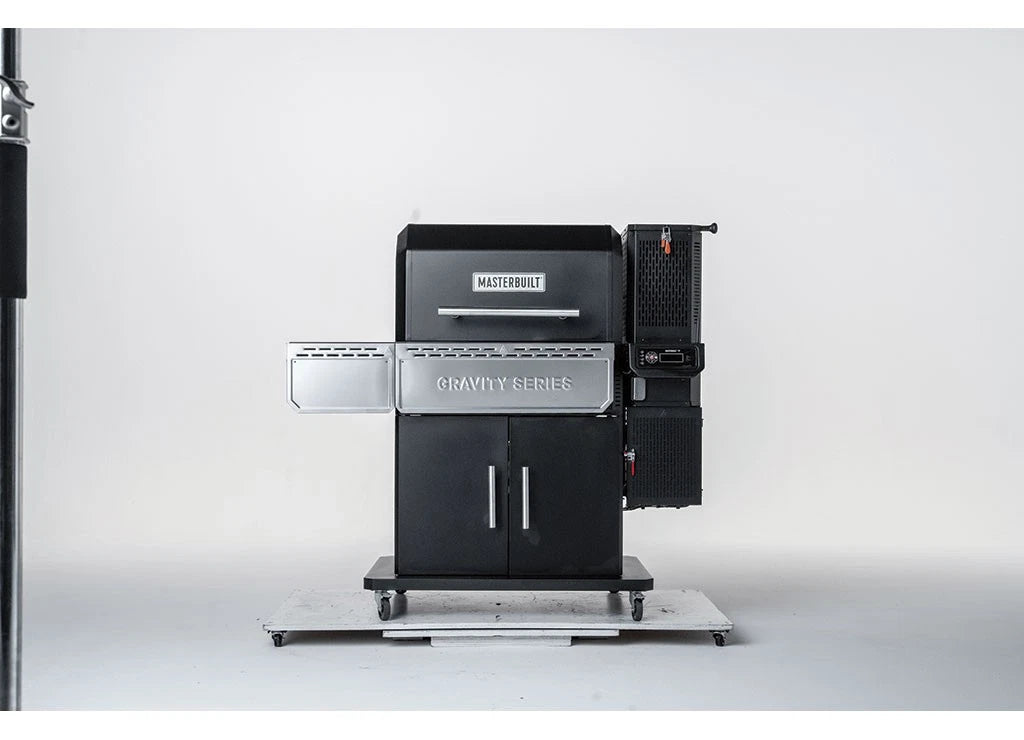 Masterbuilt Gravity Series 1150 Digital Charcoal Grill and Smoker
