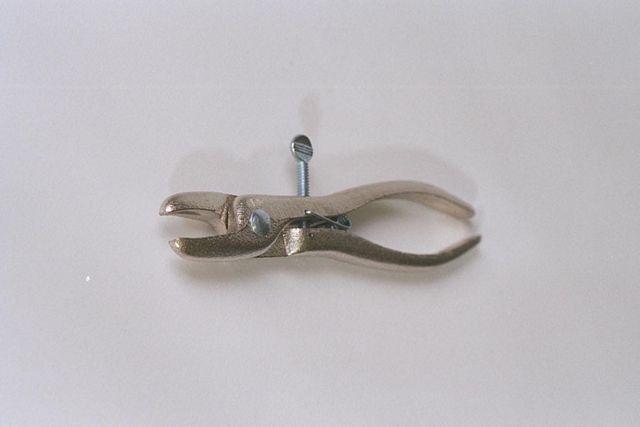 HOG RINGER PLIERS
