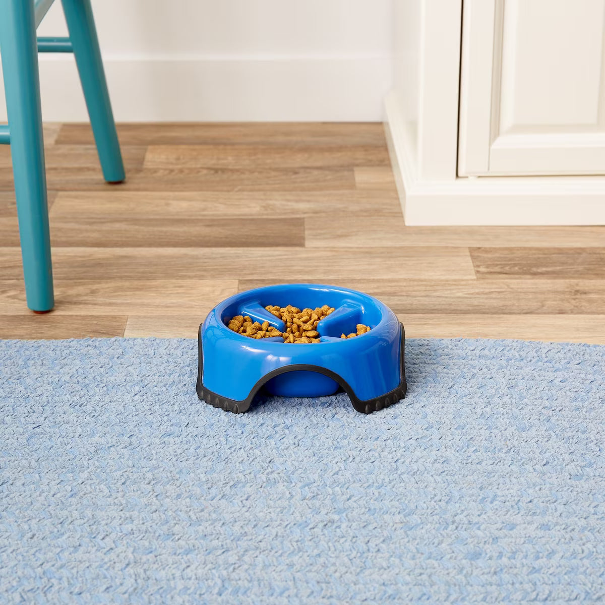 JW Pet Skid Stop Plastic Slow Feeder 1cup