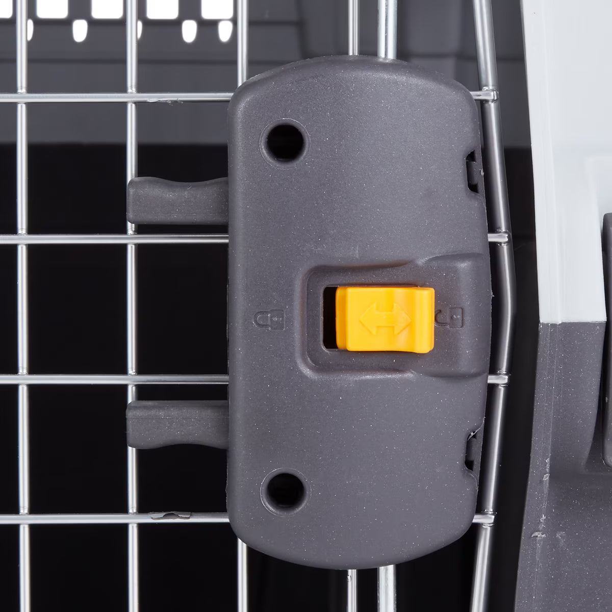 MIDWEST SKUDO PLASTIC CARRIER 37"