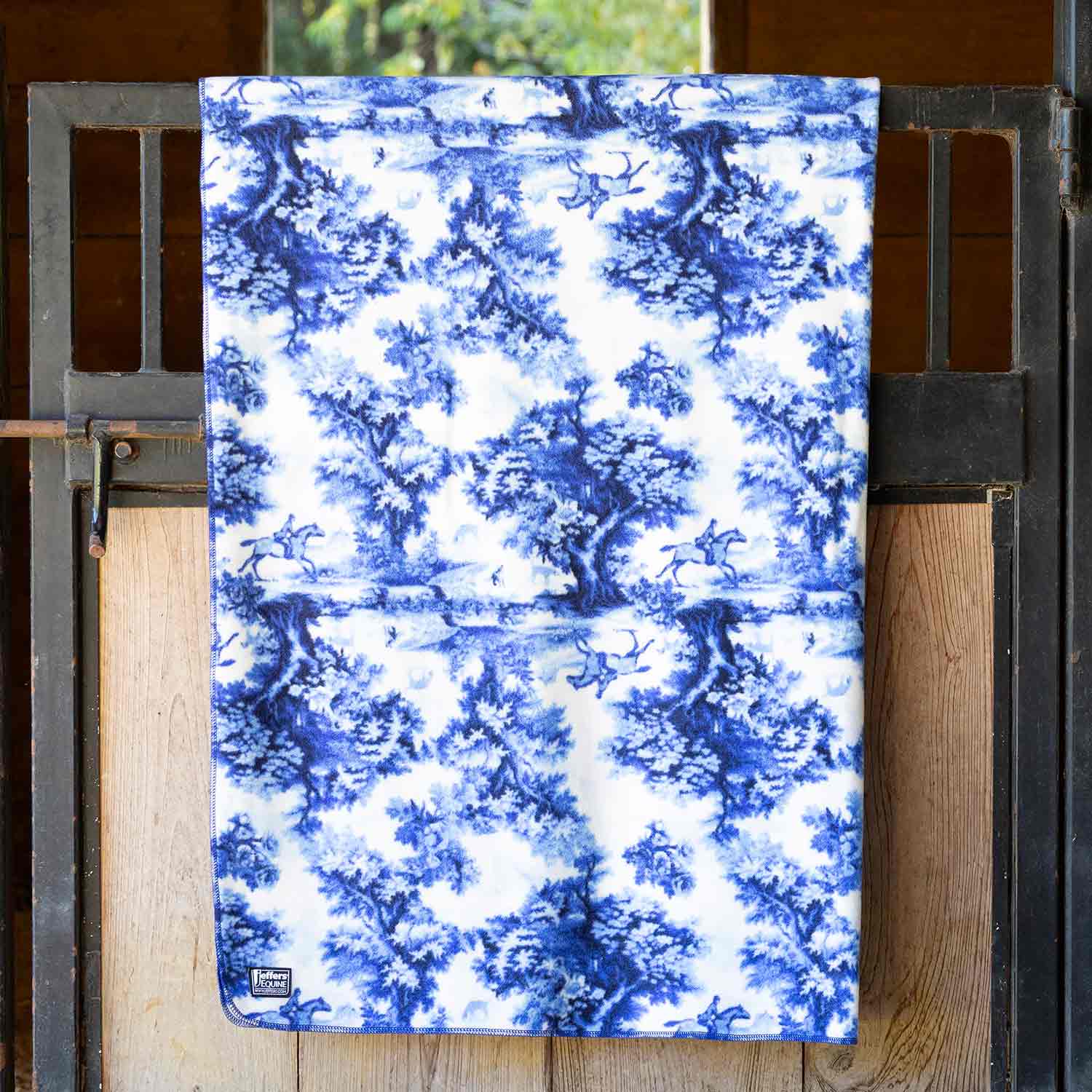 Expression Oversized Fleece Throw Blanket