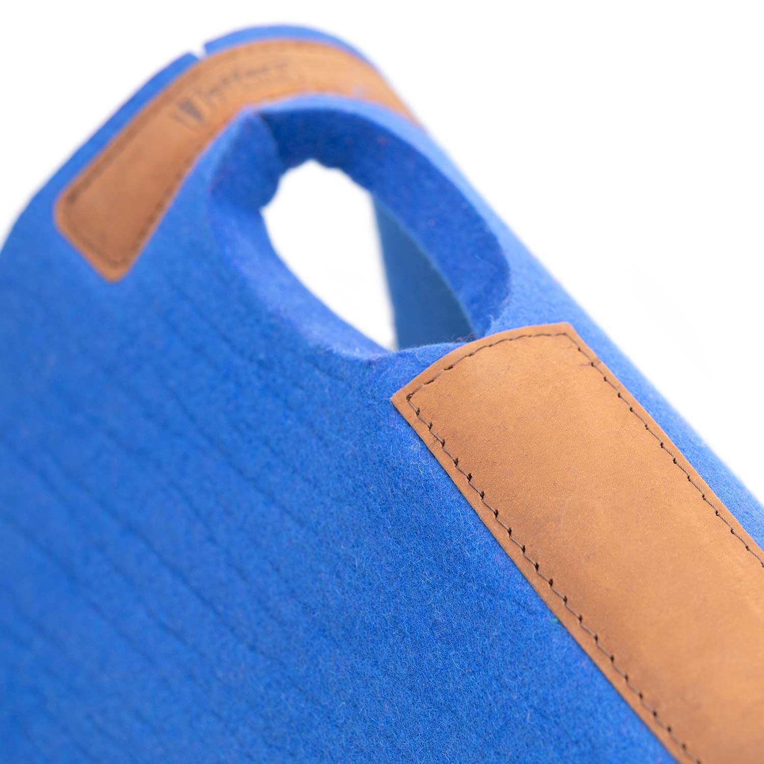 WoolLuxe 100% Wool Equine Saddle Pad – Cushioned, Breathable, and Shock-Absorbing